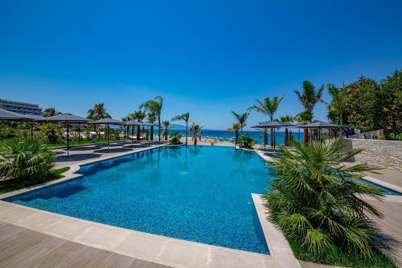El Primero Hotel Sarandë エクステリア 写真