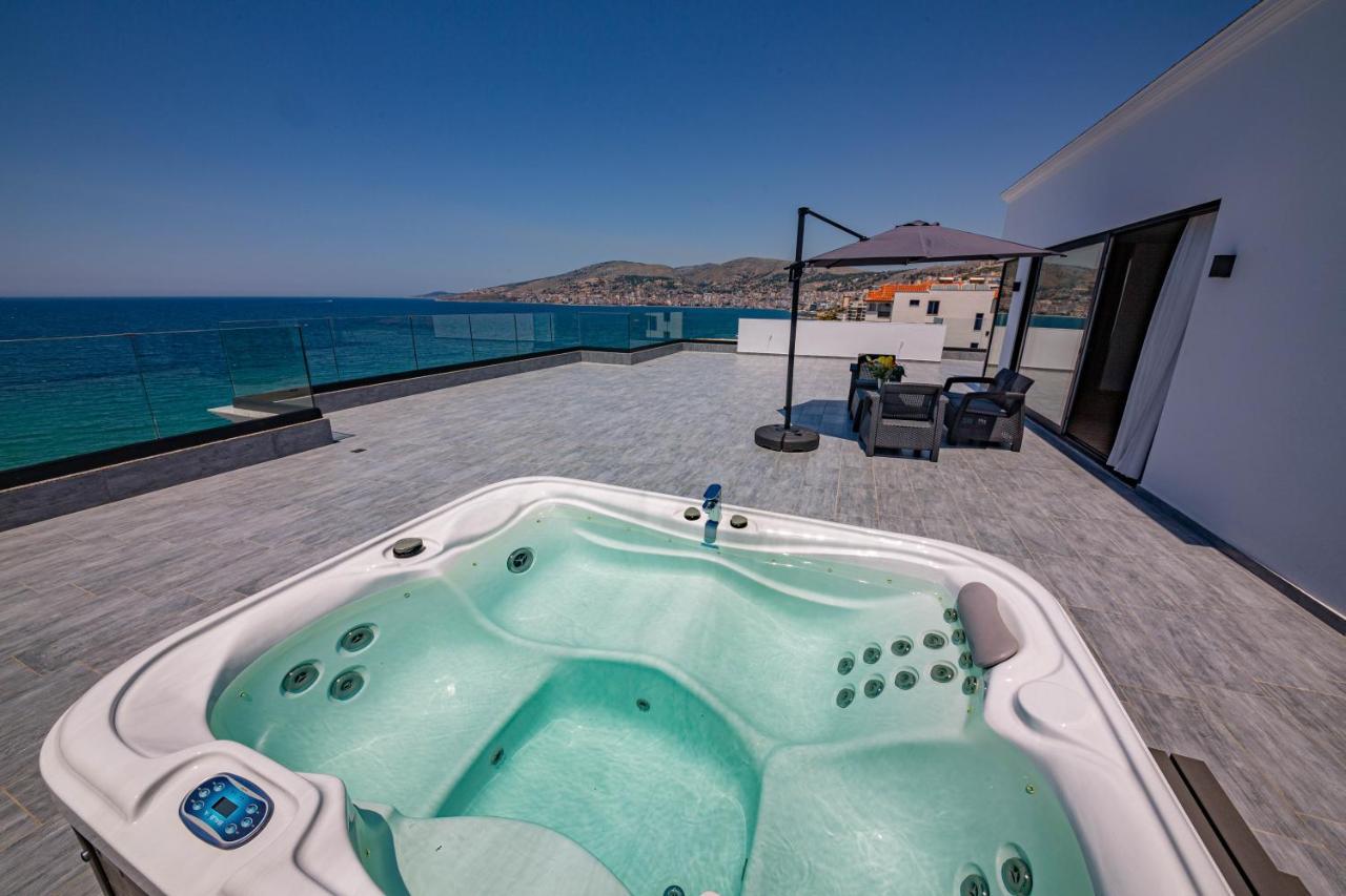 El Primero Hotel Sarandë エクステリア 写真